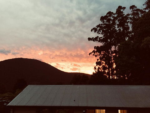 Warburton Holiday House - Accommodation Gladstone 1