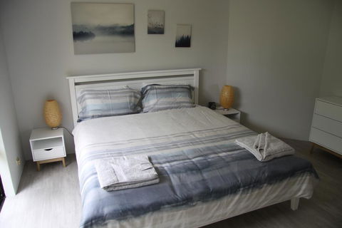 Warnbro Beach Family Accommodation - Accommodation Gladstone 0