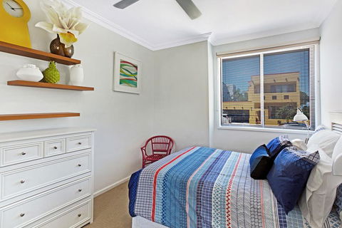 Waterfront At Sunset Boulevard, 26 Sunset Boulevard - Accommodation Gladstone 3