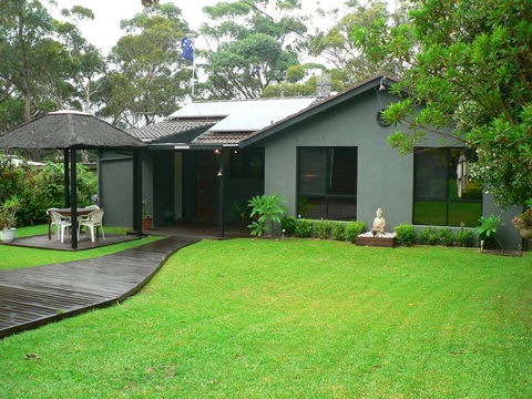 Waterfront Jervis Bay Escape Cooinda - Accommodation Gladstone 2