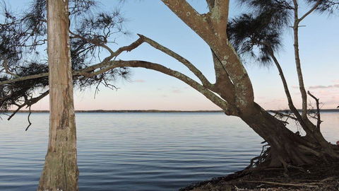 Waterfront Jervis Bay Escape Cooinda - Accommodation Gladstone 0