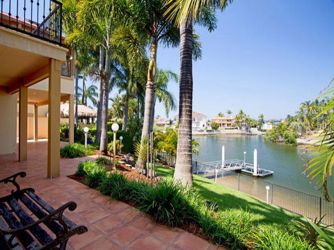 Waterfront Sorrento - Accommodation Gladstone 0