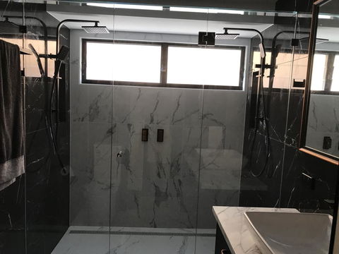 Waterfront Sorrento - Accommodation Gladstone 2