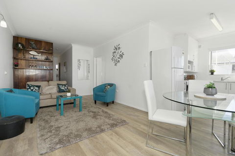 Waterfront Unit, Unit 2 - Accommodation Gladstone 2