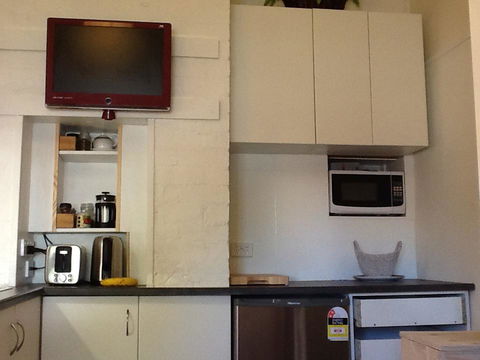 Redruth Cottage - Accommodation Gladstone 15