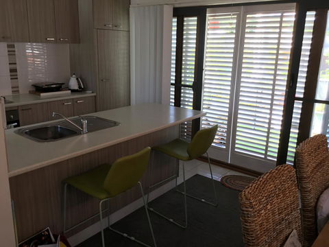 Redruth Cottage - Accommodation Gladstone 1