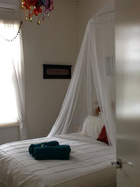 Redruth Cottage - Accommodation Gladstone 12