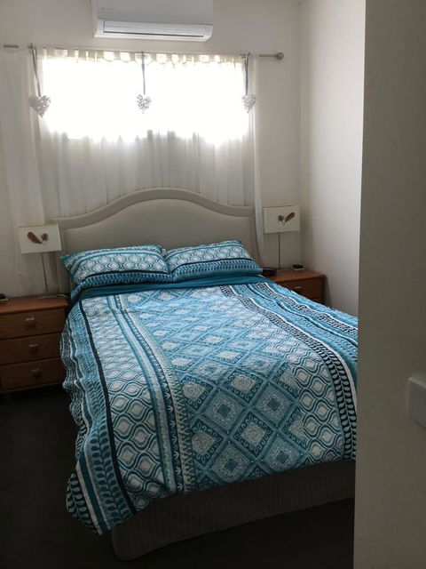 Redruth Cottage - Accommodation Gladstone 8
