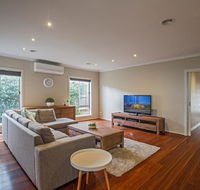 Nautical Rise Torquay - Accommodation Gladstone