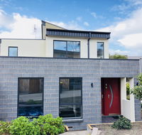 Apollo Bay Seal Apartments - Accommodation Gladstone