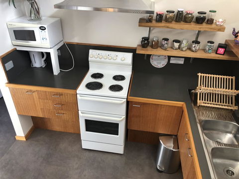 The PC Cottage - Accommodation Gladstone 18