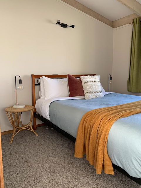 The PC Cottage - Accommodation Gladstone 4
