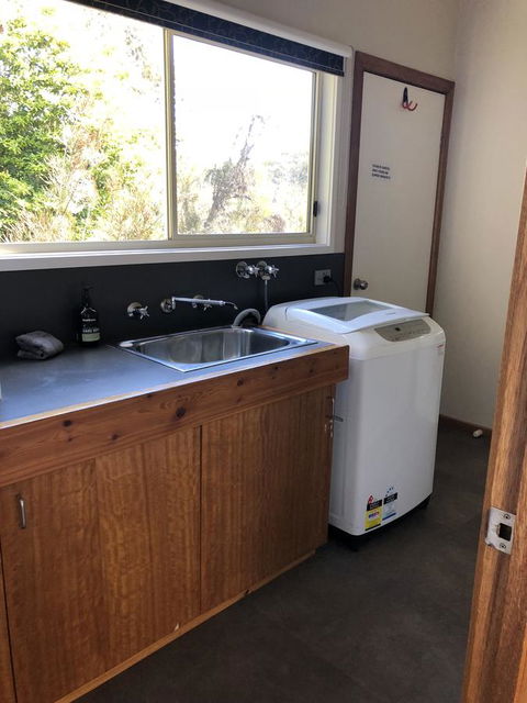 The PC Cottage - Accommodation Gladstone 12