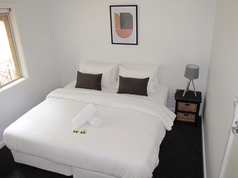 Clarke Street - Accommodation Gladstone 7