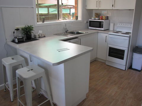 Clarke Street - Accommodation Gladstone 13