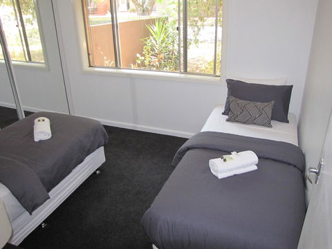 Clarke Street - Accommodation Gladstone 11