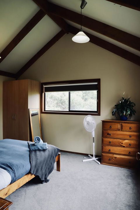 Red Ceder Cottage - Great Ocean Road - Port Campbell - Accommodation Gladstone 4