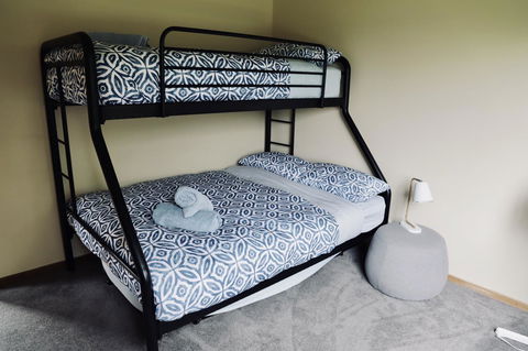 Red Ceder Cottage - Great Ocean Road - Port Campbell - Accommodation Gladstone 6