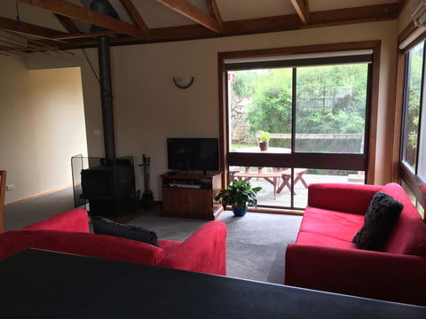 Red Ceder Cottage - Great Ocean Road - Port Campbell - Accommodation Gladstone 19