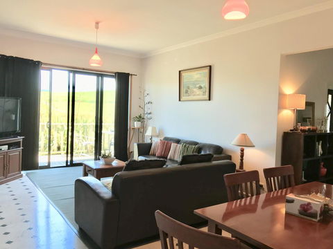 Hillâ€™s Creek Holiday Home - Accommodation Gladstone 11