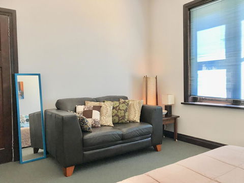 Hillâ€™s Creek Holiday Home - Accommodation Gladstone 13