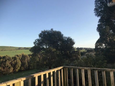 Hillâ€™s Creek Holiday Home - Accommodation Gladstone 12