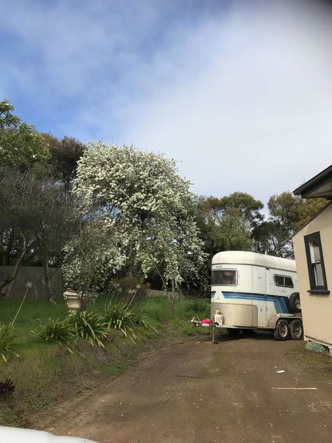 Hillâ€™s Creek Holiday Home - Accommodation Gladstone 6