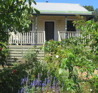 Walnut Cottage via Leongatha - Accommodation Gladstone