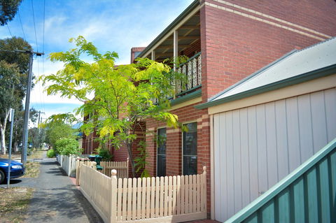 Turner Terrace - Accommodation Gladstone 28