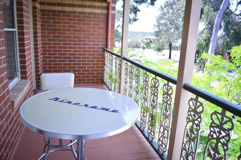 Turner Terrace - Accommodation Gladstone 25