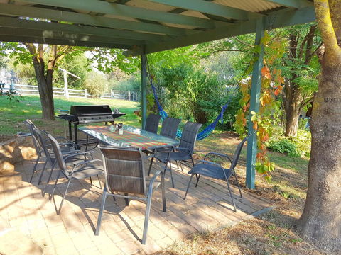 Wahroonga - Accommodation Gladstone 3