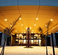 Quality Suites Seasons 5 - Accommodation Gladstone