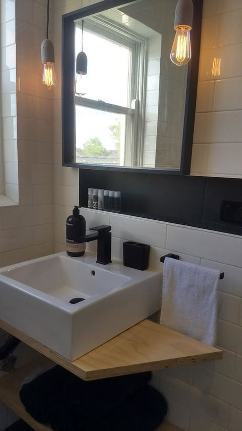 Rooftops - Accommodation Gladstone 13