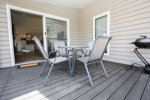 Amber Mist Villa Two - Accommodation Gladstone 9