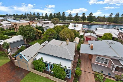 Edge17 Port Fairy Wharf - Accommodation Gladstone 26