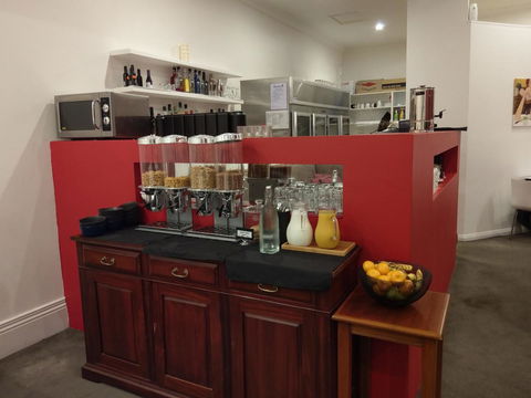 Ansonia On Lydiard - Accommodation Gladstone 15