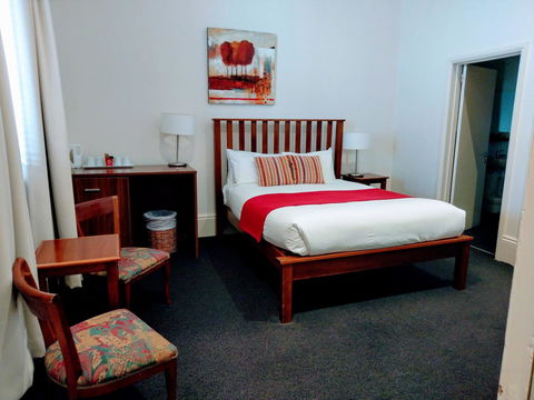Ansonia On Lydiard - Accommodation Gladstone 31