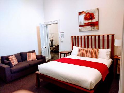 Ansonia On Lydiard - Accommodation Gladstone 29