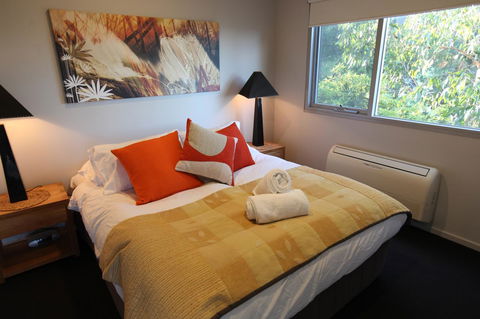 Lorne Luxury - Accommodation Gladstone 4