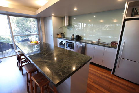 Lorne Luxury - Accommodation Gladstone 11