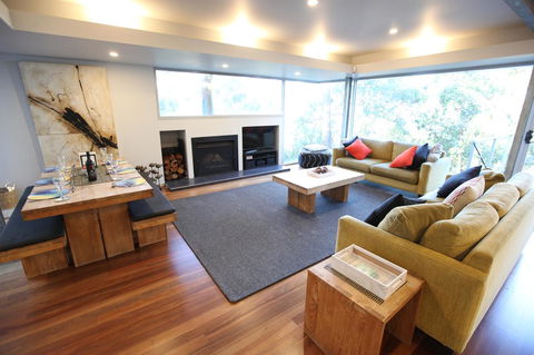 Lorne Luxury - Accommodation Gladstone 12