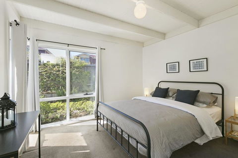 Mysa Anglesea Sleeps 7 WiFi SmartTV Cafes Shops - Accommodation Gladstone 6