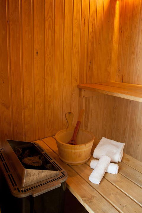 Polperro Villas - Accommodation Gladstone 3
