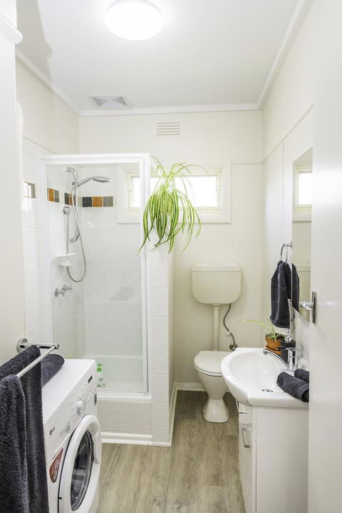 Bacchus Centro - Accommodation Gladstone 6