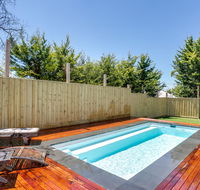 Sorrento Beach House - Perfect spot and NEW pool - Accommodation Gladstone
