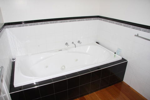 Beechwood Apartment - Accommodation Gladstone 6