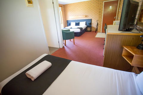 Blue Whale Motor Inn & Apartments - Accommodation Gladstone 12