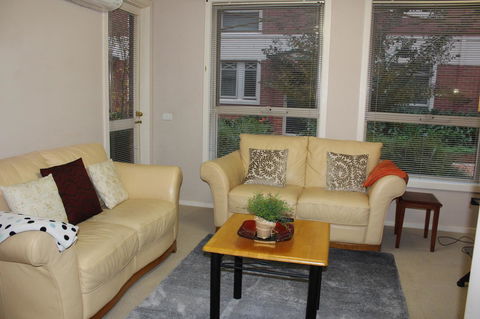 Australian Home Away @ Box Hill 2 Bedroom - Accommodation Gladstone 5