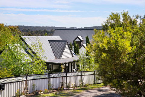 Cottage 4A - Accommodation Gladstone 12