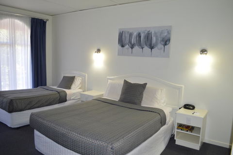 Cathedral Motor Inn - Accommodation Gladstone 9
